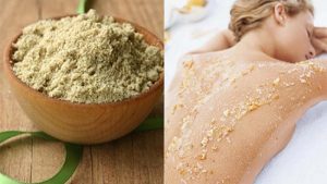 Chọn cám gạo nguyên chất, sản phẩm hữu cơ, màu vàng nhạt, mùi nhẹ và không chứa phụ gia.