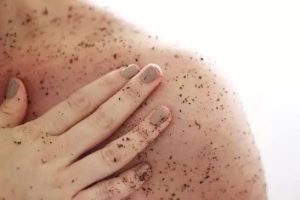 Kết quả trắng da thường thấy rõ sau 2–4 tuần kiên trì thực hiện đều đặn 2–3 lần mỗi tuần.