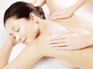 Có nên đi tắm trắng ở spa không: cân nhắc đầy đủ