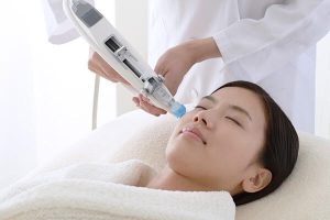 Phun trắng nano: giải pháp bật tông da an toàn và hiệu quả