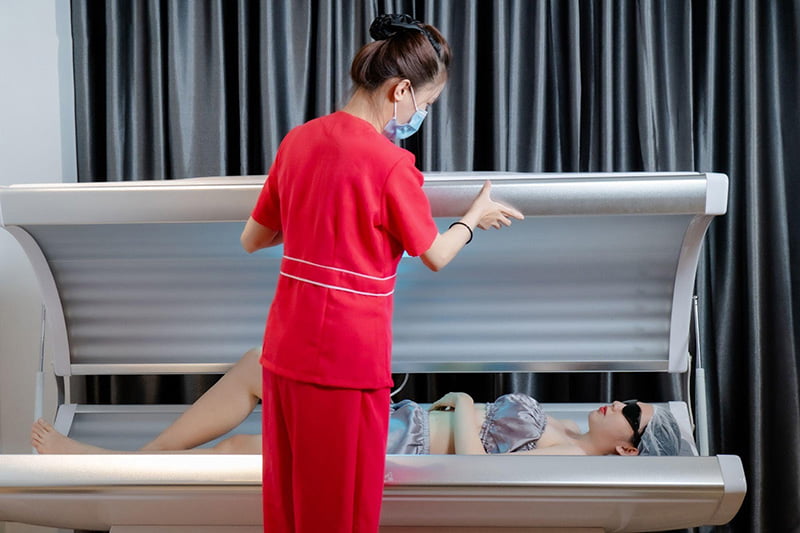 Da sáng mịn ngay sau 1–2 buổi nhờ tẩy da chết, nhưng cần theo đủ liệu trình để kết quả ổn định.