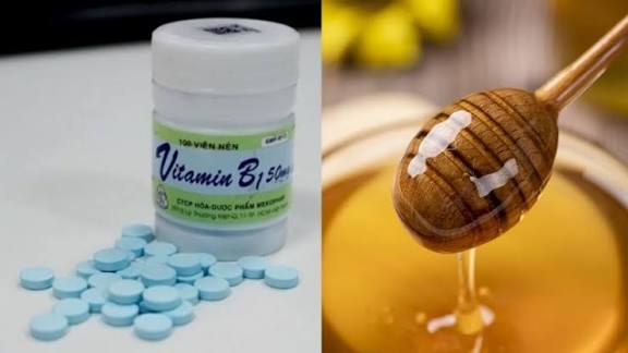 Mặt nạ vitamin B1, sữa chua và mật ong tạo thành công thức toàn diện giúp dưỡng ẩm sâu, kháng viêm ngừa mụn và làm sáng da nhờ hỗ trợ tái tạo tế bào.