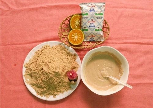 Glabridin trong cam thảo ức chế ba enzyme sinh melanin, giúp mờ nám và sáng da sau 4 tuần.