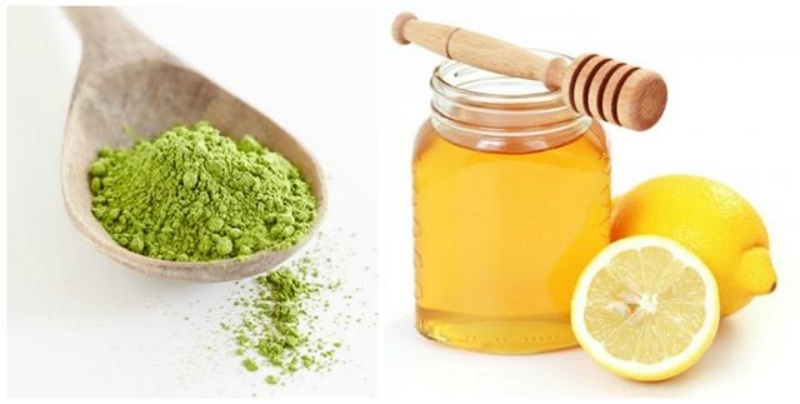 Trộn bột trà xanh, cám gạo, mật ong và nước giúp tẩy da chết sâu, mờ thâm và cấp ẩm; chỉ nên dùng 1 lần/tuần.