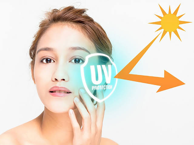 Tia UV kích thích tăng sinh melanin gây tái sạm nhanh chóng; chống nắng body hàng ngày bảo toàn thành quả dưỡng trắng và ngăn ngừa lão hóa da.